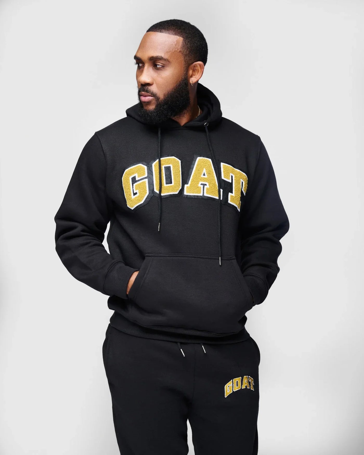 Arch Chenille Sweatsuit (Gratitude Black)